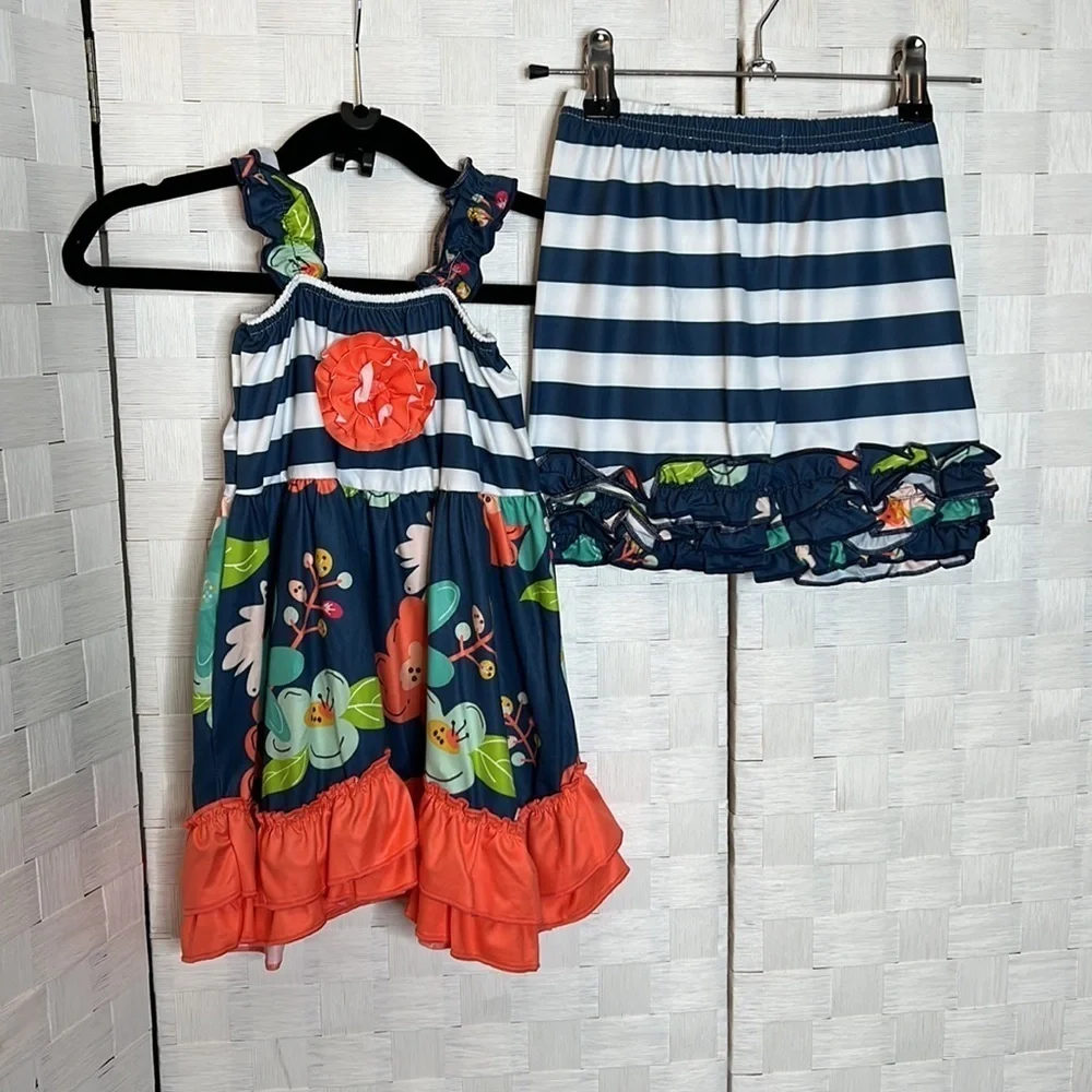 Navy & Coral Print Top With Rosette Detail And Ruffle Shorts - Picture 10 of 13